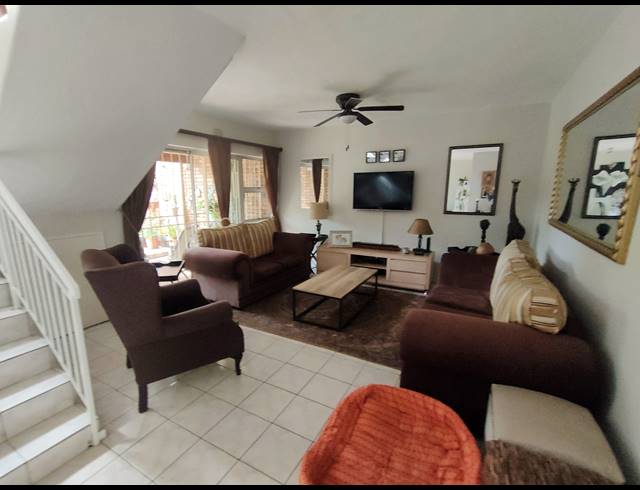 3 BEDROOM TOWNHOUSE FOR SALE IN BRACKENHURST